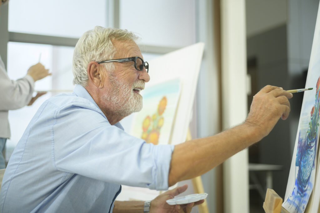 Art classes for older adults