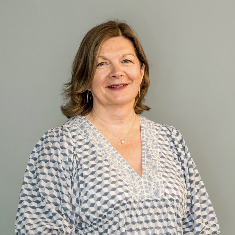 Juliet Crisp